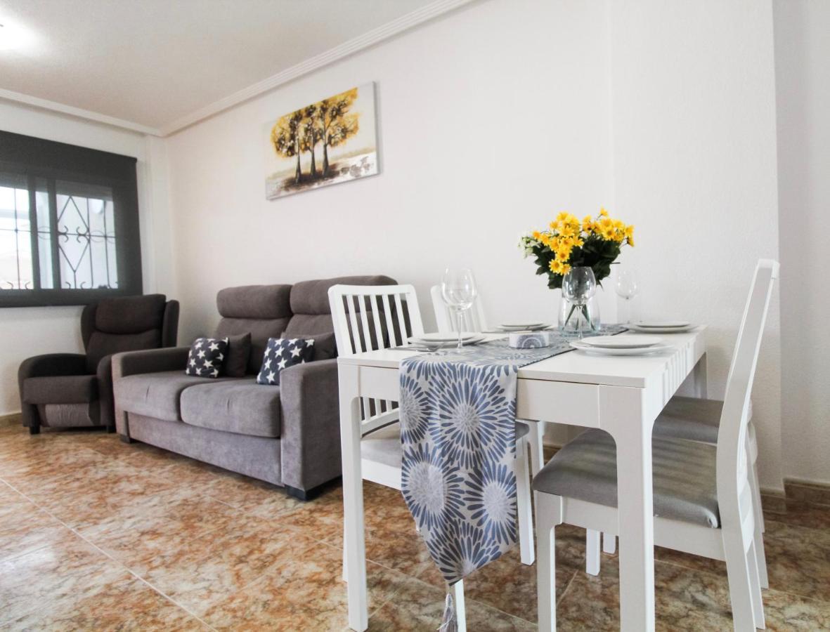 New Apartment In Torrevieja , Punta Prima Orihuela Costa With Pool Оріуела Екстер'єр фото