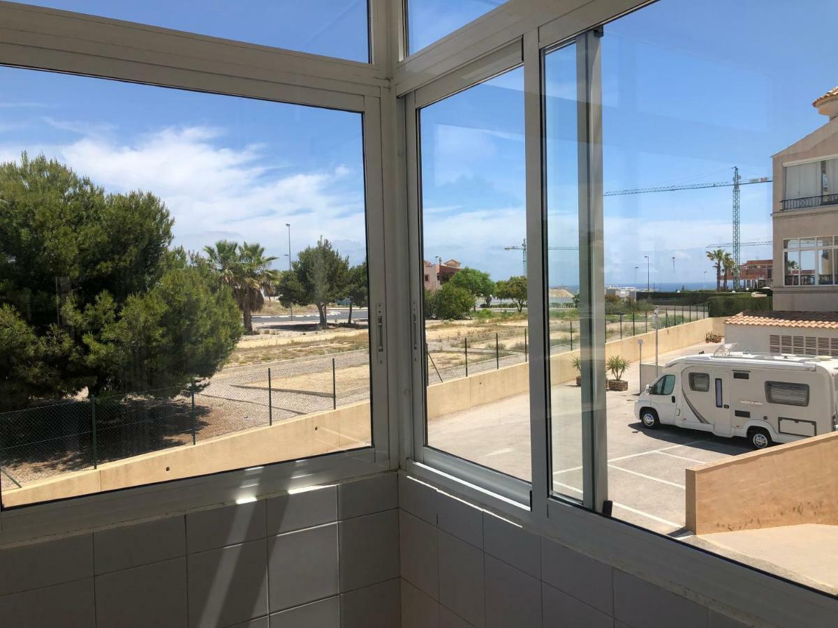 New Apartment In Torrevieja , Punta Prima Orihuela Costa With Pool Оріуела Екстер'єр фото
