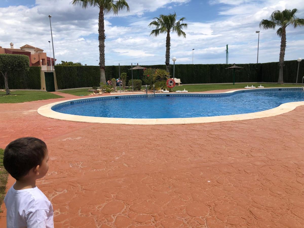 New Apartment In Torrevieja , Punta Prima Orihuela Costa With Pool Оріуела Екстер'єр фото